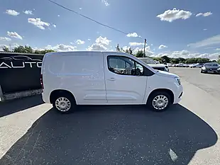 Used 2023 Vauxhall Combo 2300 Pro Icy White - Interior and Exterior details 6