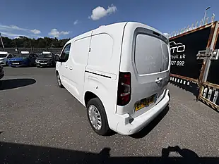 Used 2023 Vauxhall Combo 2300 Pro Icy White - Interior and Exterior details 9