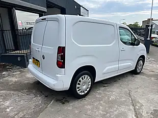 Used 2023 Vauxhall Combo 2300 Pro White - Interior and Exterior details 4