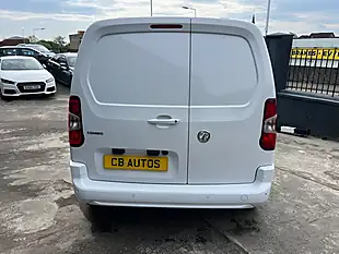 Used 2023 Vauxhall Combo 2300 Pro White - Interior and Exterior details 5