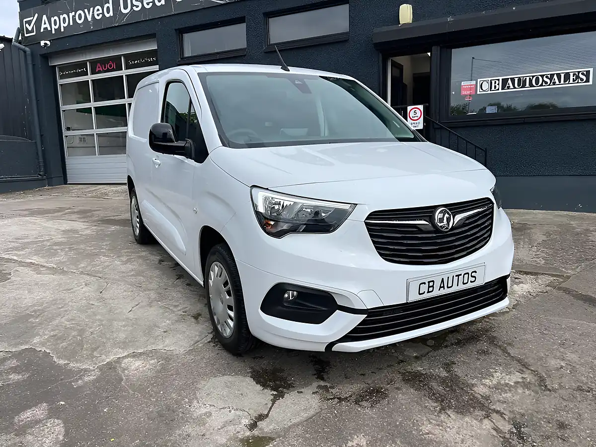 Used 2023 Vauxhall Combo 2300 Pro White - Interior and Exterior details 9
