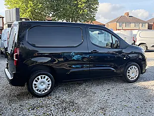 Used 2023 Vauxhall Combo Cargo Pro L1 H1 (swb) Black - Interior and Exterior details 12