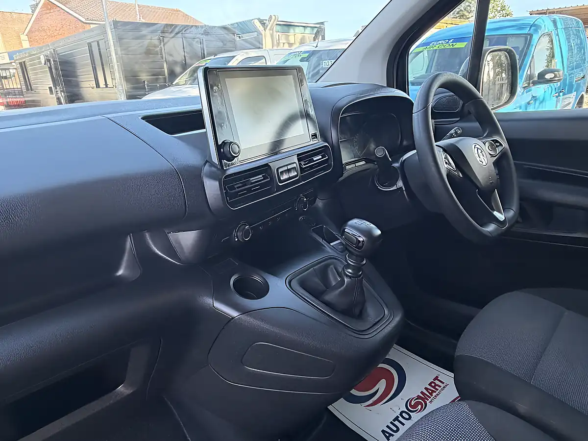 Used 2023 Vauxhall Combo Cargo Pro L1 H1 (swb) Black - Interior and Exterior details 19