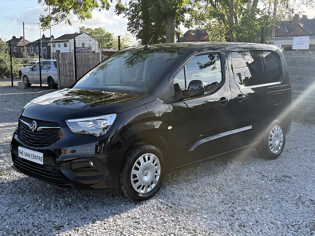 Used 2023 Vauxhall Combo Cargo Pro L1 H1 (swb) Black - Interior and Exterior details 3