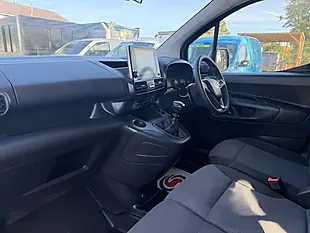 Used 2023 Vauxhall Combo Cargo Pro L1 H1 (swb) Black - Interior and Exterior details 4