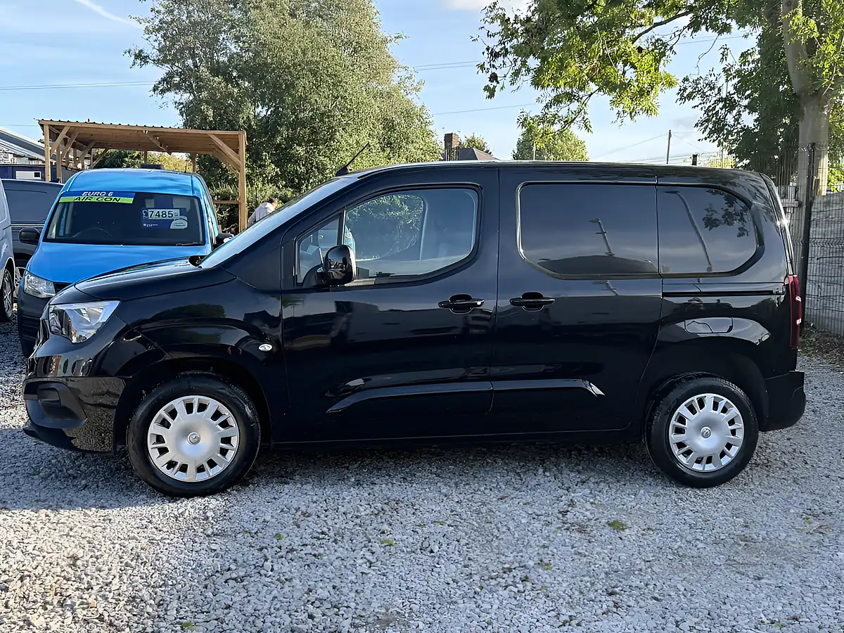 Used 2023 Vauxhall Combo Cargo Pro L1 H1 (swb) Black - Interior and Exterior details 8