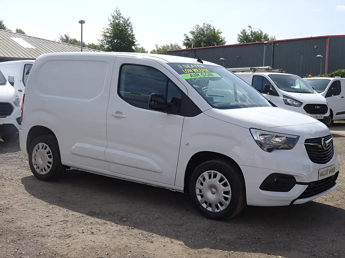 Used 2023 Vauxhall Combo Cargo Pro L1 H1 (swb) White - Interior and Exterior details 7