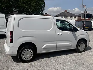 Used 2023 Vauxhall Combo Cargo Pro L1 H1 (swb) White - Interior and Exterior details 11