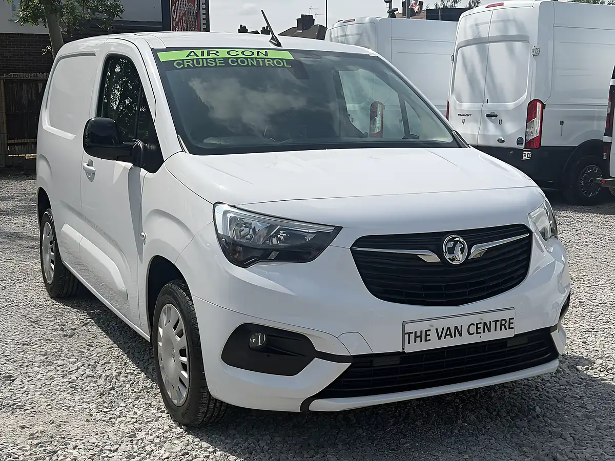 Used 2023 Vauxhall Combo Cargo Pro L1 H1 (swb) White - Interior and Exterior details 3