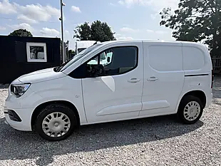 Used 2023 Vauxhall Combo Cargo Pro L1 H1 (swb) White - Interior and Exterior details 6