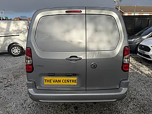 Used 2023 Vauxhall Combo Cargo Pro L2 H1 Grey - Interior and Exterior details 10