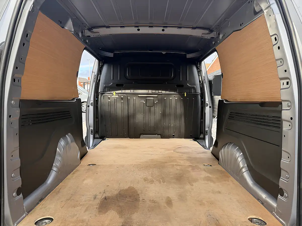 Used 2023 Vauxhall Combo Cargo Pro L2 H1 Grey - Interior and Exterior details 20