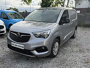 Used 2023 Vauxhall Combo Cargo Pro L2 H1 Grey - Interior and Exterior details 7