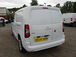 Used 2023 Vauxhall Combo Cargo Pro L2 H1 (lwb) White - Interior and Exterior details 14