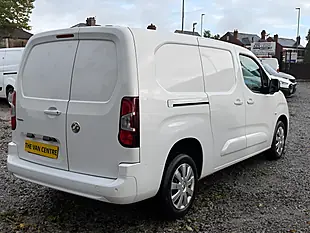 Used 2023 Vauxhall Combo Cargo Pro L2 H1 (lwb) White - Interior and Exterior details 10