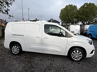 Used 2023 Vauxhall Combo Cargo Pro L2 H1 (lwb) White - Interior and Exterior details 12