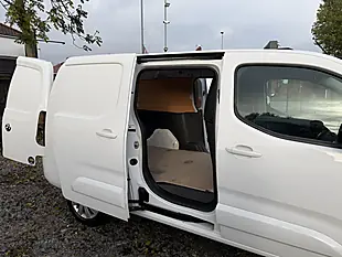 Used 2023 Vauxhall Combo Cargo Pro L2 H1 (lwb) White - Interior and Exterior details 17