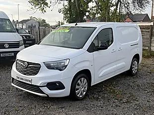 Used 2023 Vauxhall Combo Cargo Pro L2 H1 (lwb) White - Interior and Exterior details 3