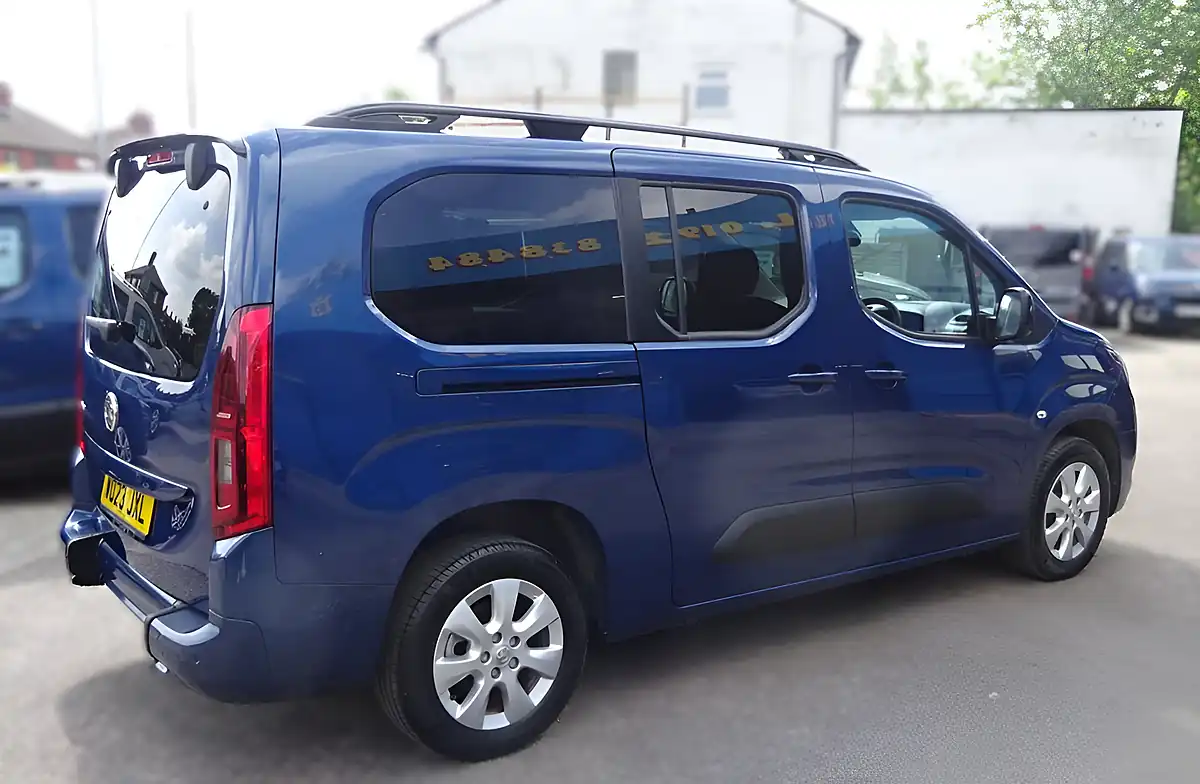 Used 2023 Vauxhall Combo Life Xl Wheelchair Access Blue - Interior and Exterior details 14