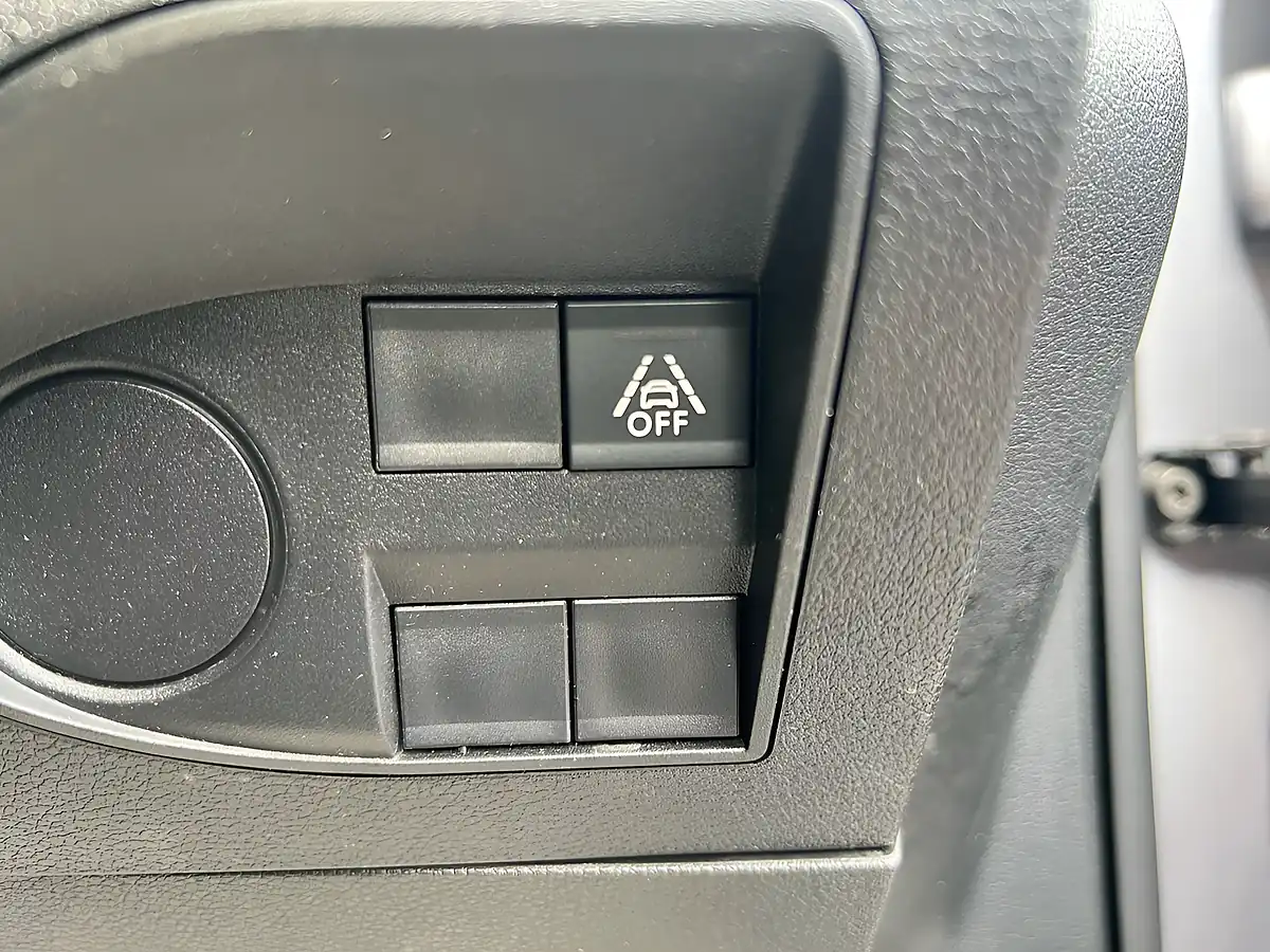 Used 2023 Vauxhall Combo Prime Grey Artense - Interior and Exterior details 14