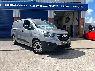 Used 2023 Vauxhall Combo Prime Grey Artense - Interior and Exterior details 2