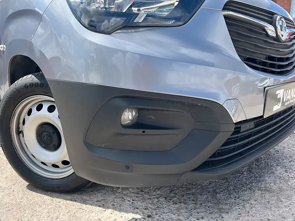 Used 2023 Vauxhall Combo Prime Grey Artense - Interior and Exterior details 3