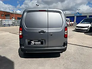 Used 2023 Vauxhall Combo Prime Grey Artense - Interior and Exterior details 8