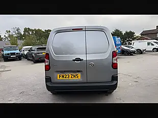 Used 2023 Vauxhall Combo Prime Grey Artense - Interior and Exterior details 14