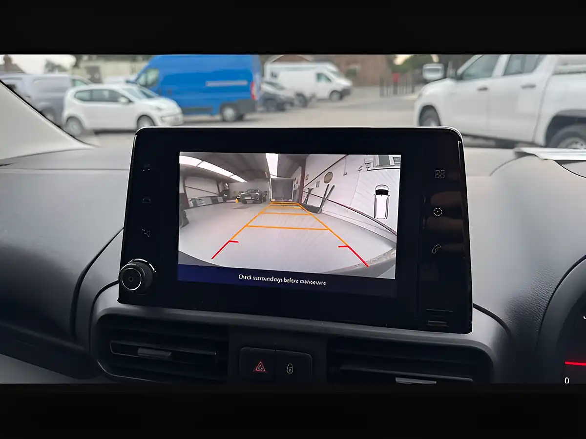 Used 2023 Vauxhall Combo Prime Grey Artense - Interior and Exterior details 18