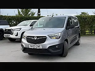 Used 2023 Vauxhall Combo Prime Grey Artense - Interior and Exterior details 7
