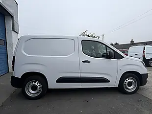 Used 2023 Vauxhall Combo Prime Icy White - Interior and Exterior details 6
