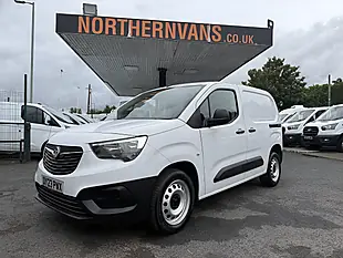 Used 2023 Vauxhall Combo Prime Icy White - Interior and Exterior details 6
