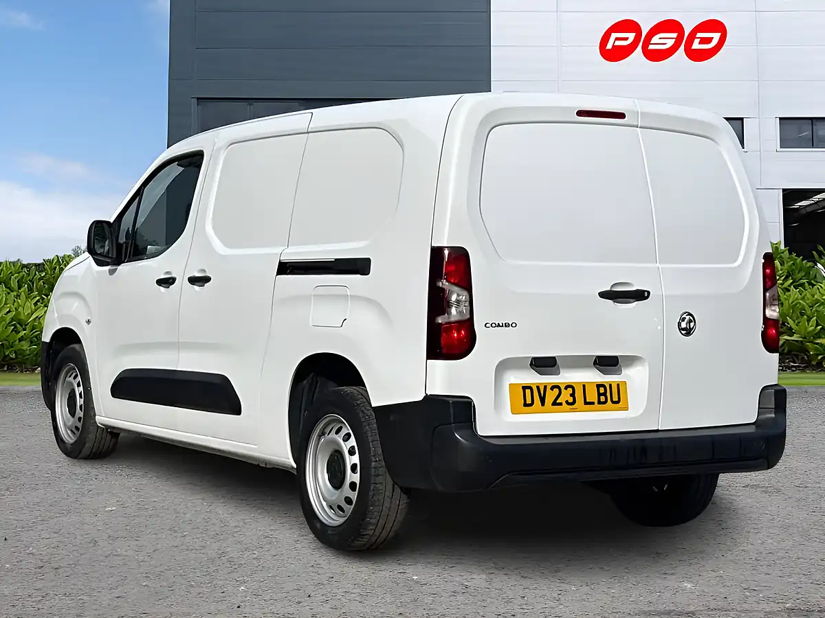 Used 2023 Vauxhall Combo Prime Kaolin White - Interior and Exterior details 6