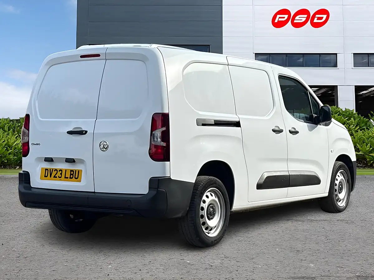 Used 2023 Vauxhall Combo Prime Kaolin White - Interior and Exterior details 8