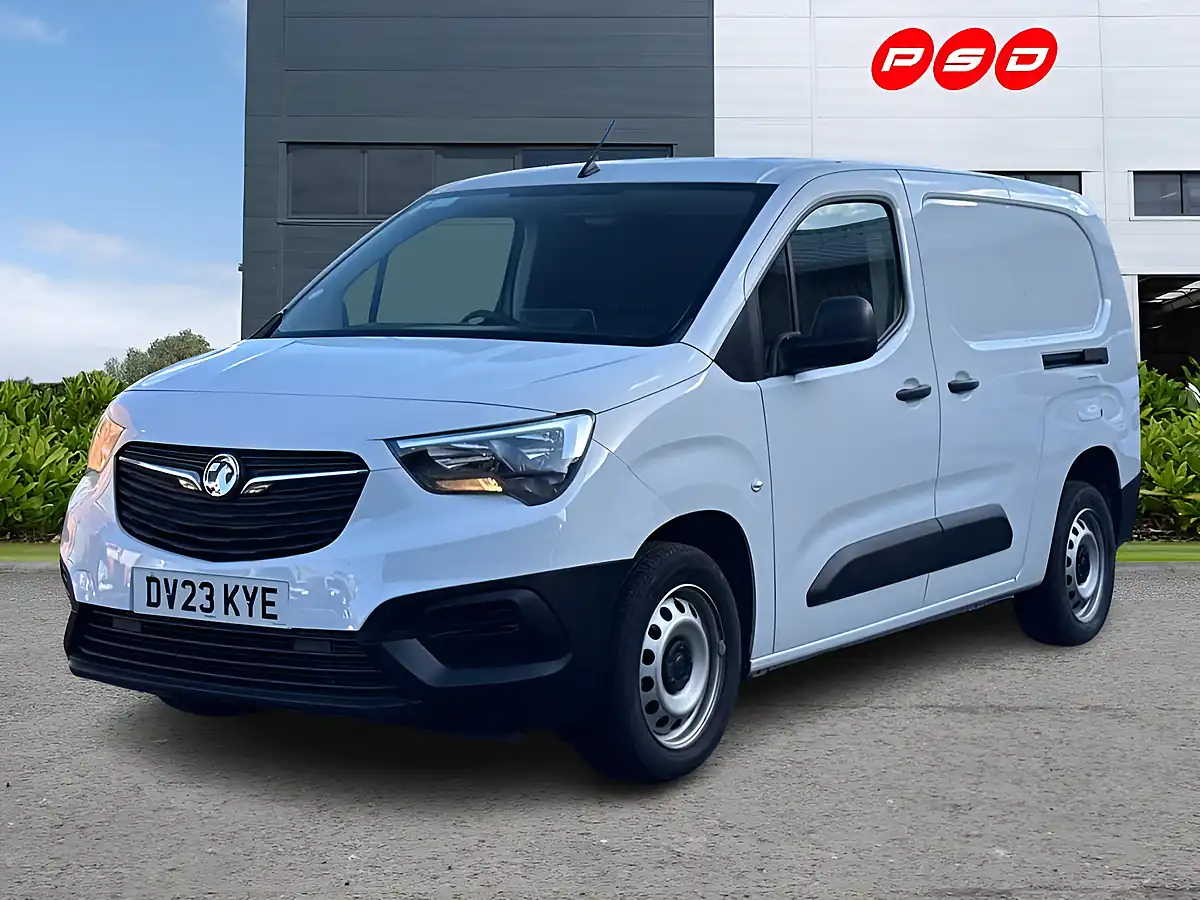 Used 2023 Vauxhall Combo Prime Kaolin White - Interior and Exterior details 4