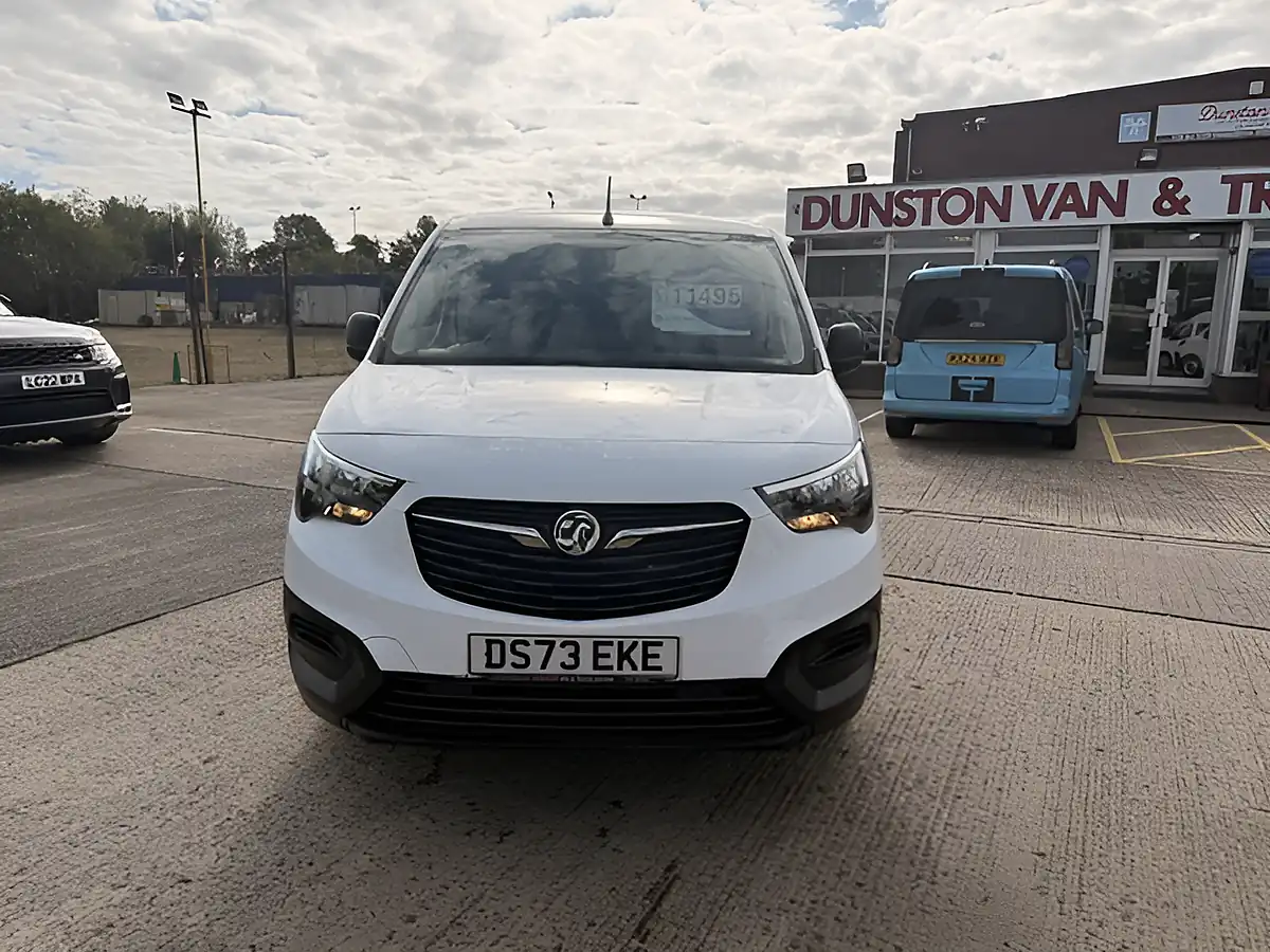 Used 2023 Vauxhall Combo Prime L1 H1 White - Interior and Exterior details 11