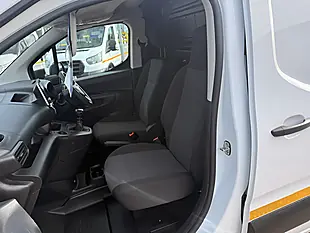 Used 2023 Vauxhall Combo Prime L1 H1 White - Interior and Exterior details 12