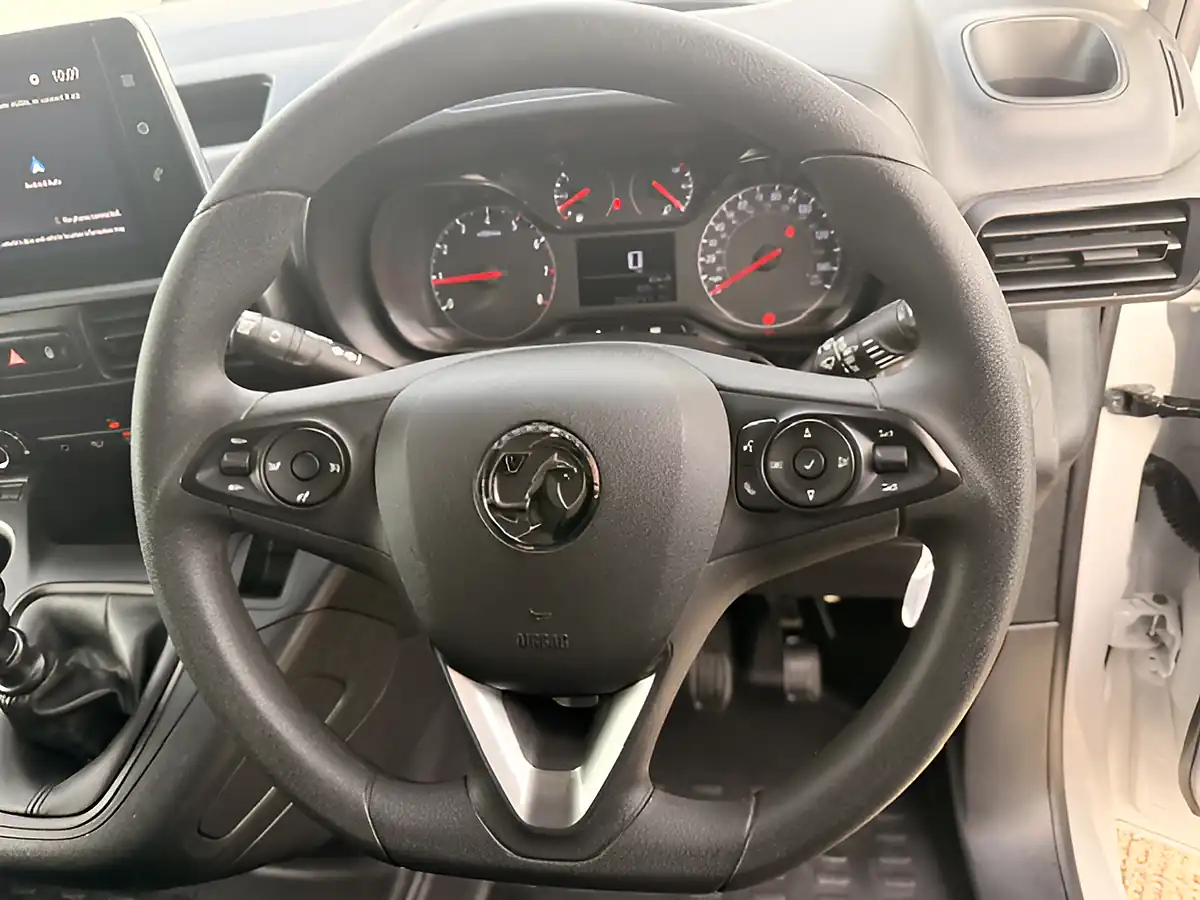 Used 2023 Vauxhall Combo Prime L1 H1 White - Interior and Exterior details 19