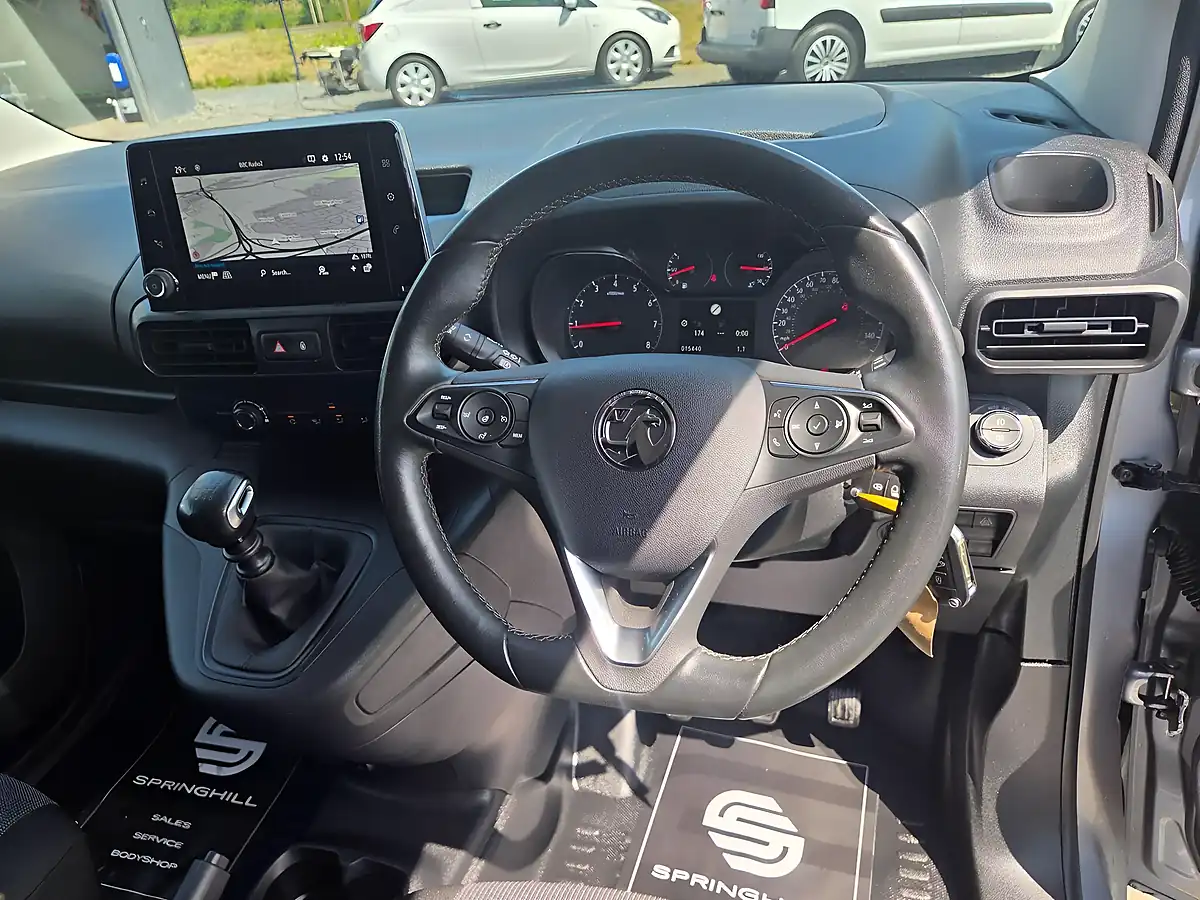 Used 2023 Vauxhall Combo Prime L2 H1 Grey - Interior and Exterior details 16