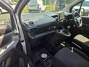 Used 2023 Vauxhall Combo Prime L2 H1 Grey - Interior and Exterior details 19