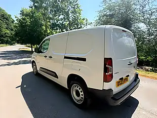 Used 2023 Vauxhall Combo Prime Panel Van White - Interior and Exterior details 12