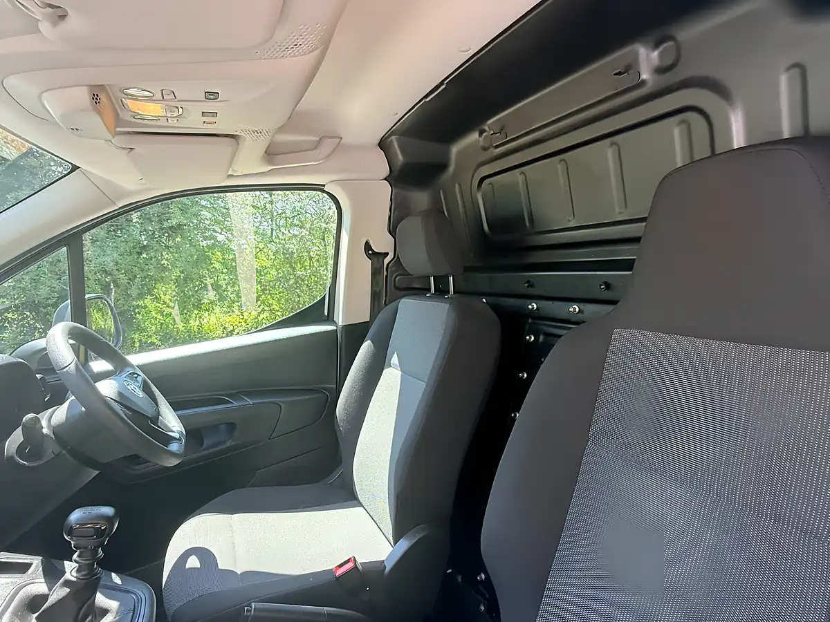 Used 2023 Vauxhall Combo Prime Panel Van White - Interior and Exterior details 14