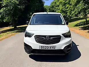 Used 2023 Vauxhall Combo Prime Panel Van White - Interior and Exterior details 17