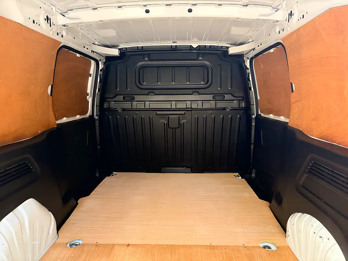 Used 2023 Vauxhall Combo Prime Panel Van White - Interior and Exterior details 8