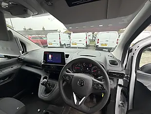 Used 2023 Vauxhall Combo Prime Panel Van White - Interior and Exterior details 7
