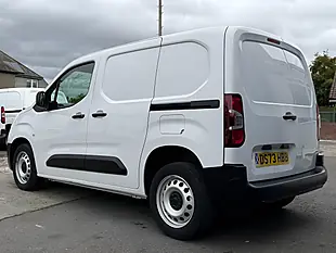 Used 2023 Vauxhall Combo Prime Panel Van White - Interior and Exterior details 7