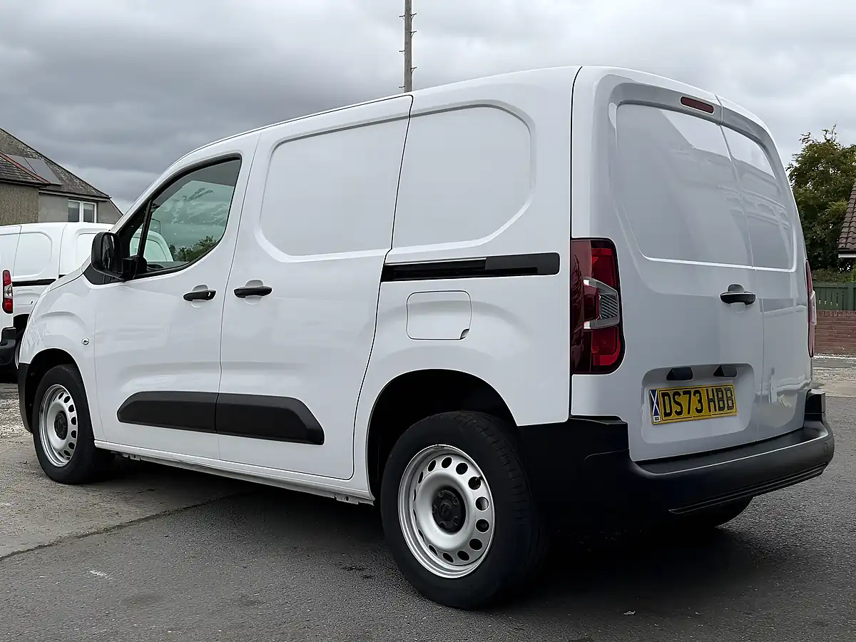 Used 2023 Vauxhall Combo Prime Panel Van White - Interior and Exterior details 7