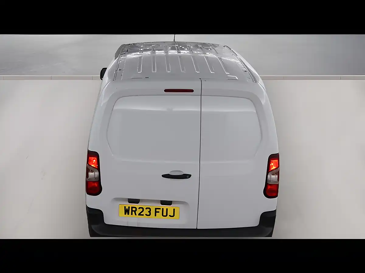 Used 2023 Vauxhall Combo Prime Panel Van White - Interior and Exterior details 8