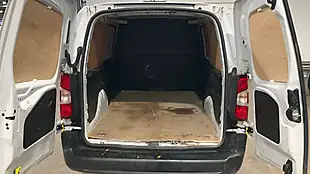 Used 2023 Vauxhall Combo Prime White - Interior and Exterior details 5