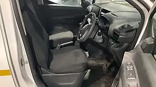 Used 2023 Vauxhall Combo Prime White - Interior and Exterior details 7